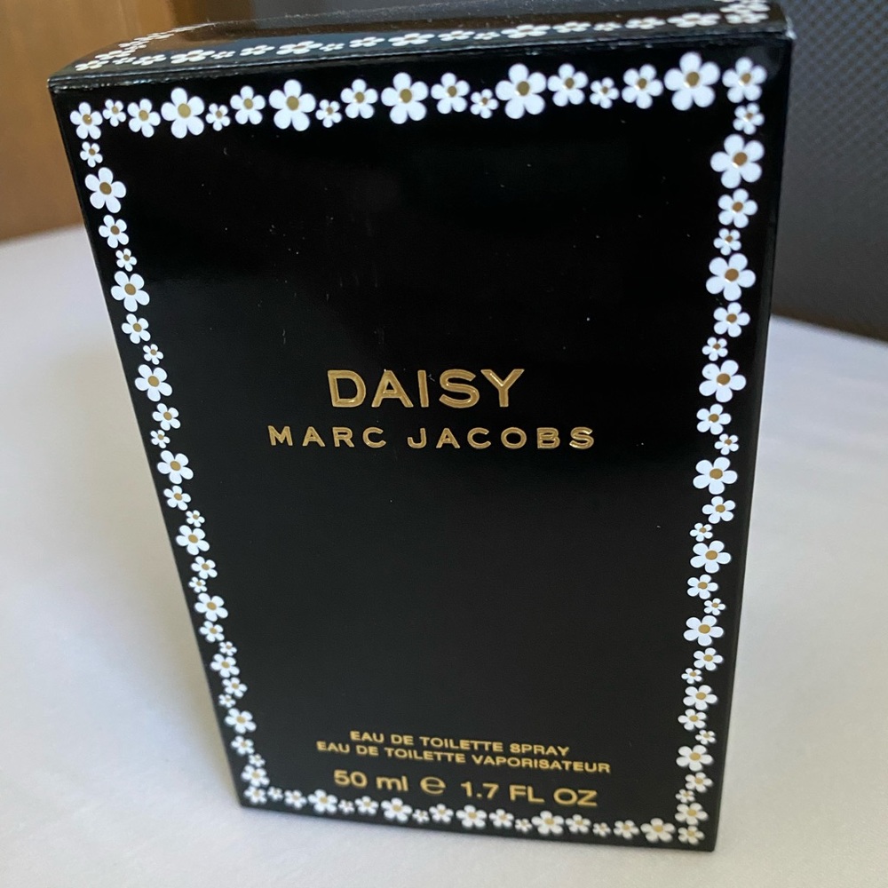 Daisy Marc Jacobs